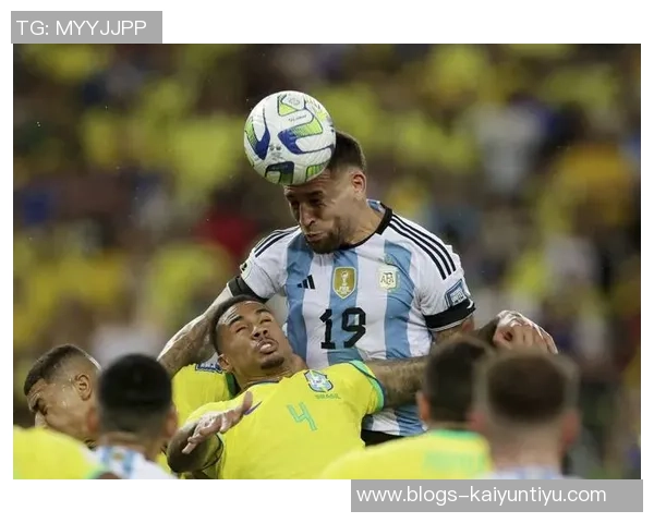 冰岛与阿尔巴尼的激烈对决展现足球魅力与团队精神的巅峰较量 冰岛与阿尔巴尼的激烈对决展现足球魅力与团队精神的巅峰较量