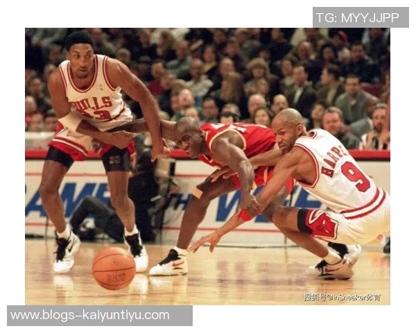 北京昆仑鸿与明斯克的激烈对决引发球迷热议与期待 北京昆仑鸿与明斯克的激烈对决引发球迷热议与期待